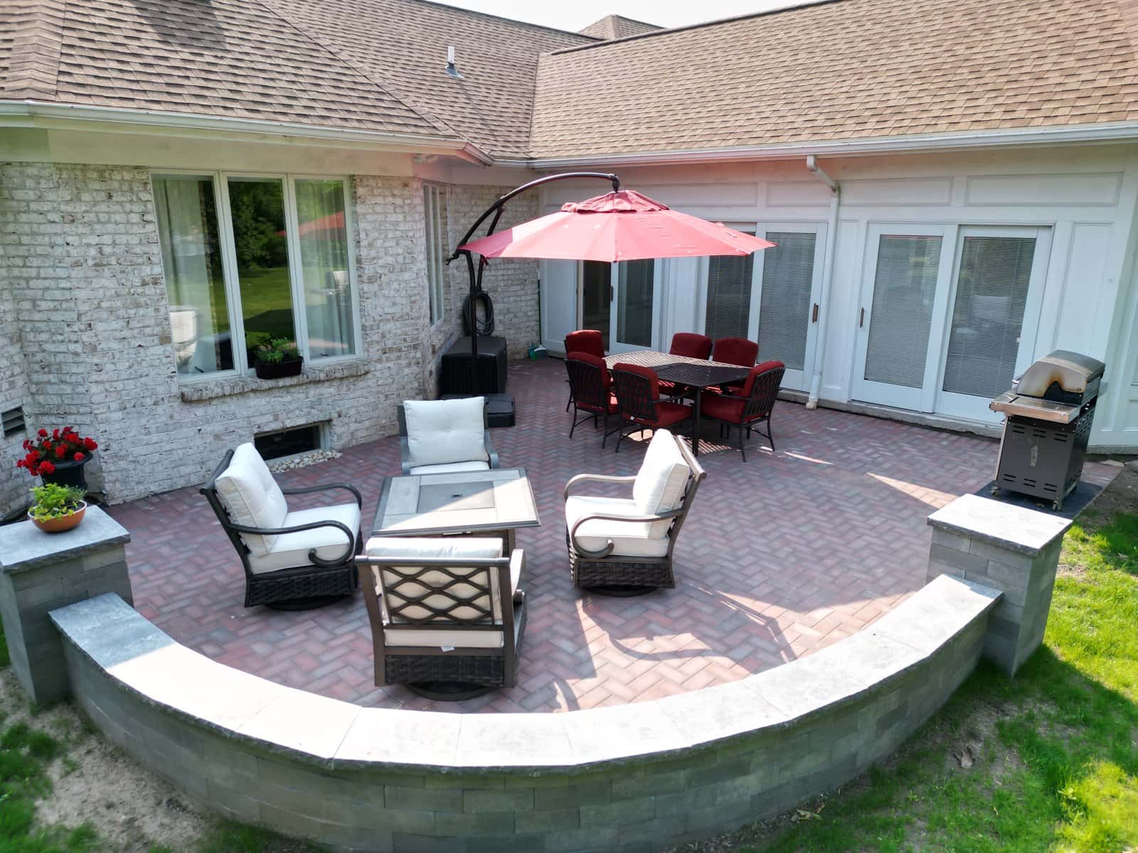 Paver patio built by Cenzi Hardscapes & Excavation